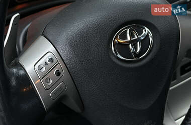 Седан Toyota Corolla 2008 в 
