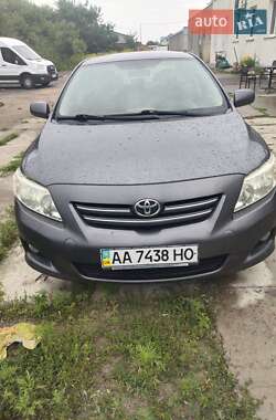 Седан Toyota Corolla 2008 в Києві