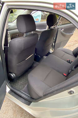 Седан Toyota Corolla 2006 в 
