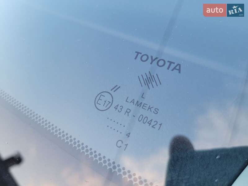 Седан Toyota Corolla 2014 в Миргороде