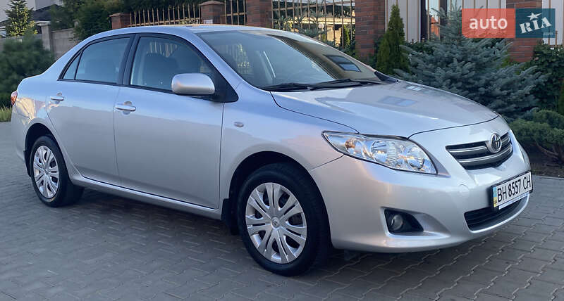 Седан Toyota Corolla 2008 в Одессе