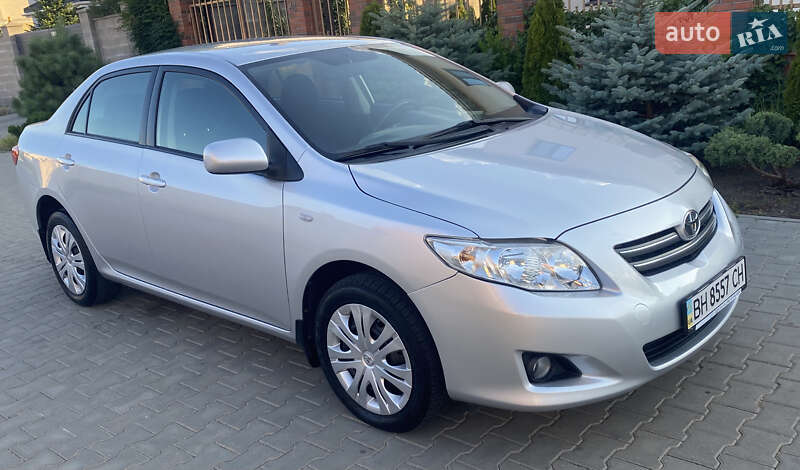 Седан Toyota Corolla 2008 в Одессе