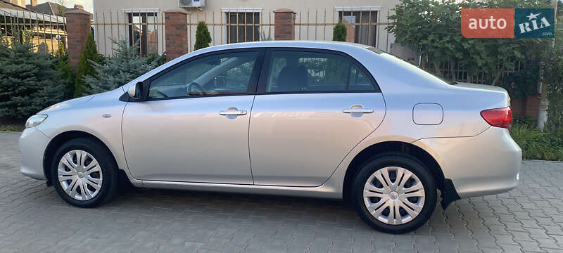 Седан Toyota Corolla 2008 в Одессе