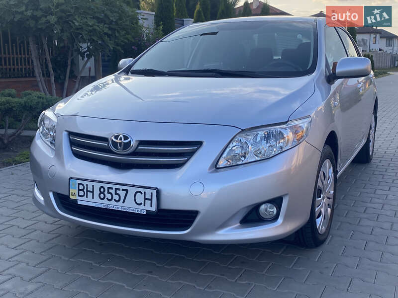 Седан Toyota Corolla 2008 в Одессе