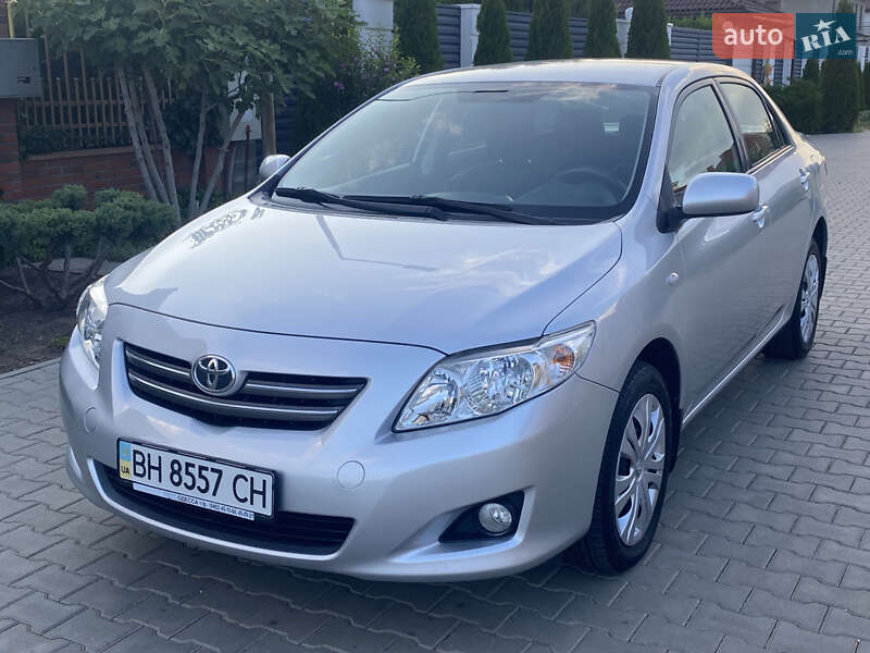 Седан Toyota Corolla 2008 в Одессе