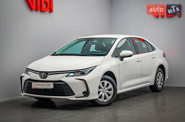 Седан Toyota Corolla 2021 в Киеве