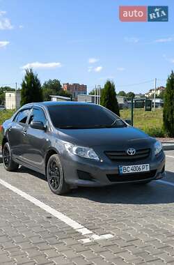 Седан Toyota Corolla 2008 в Славському