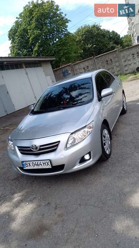 Седан Toyota Corolla 2008 в Хмельницькому