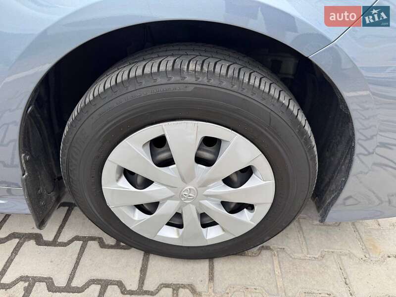 Седан Toyota Corolla 2022 в Києві