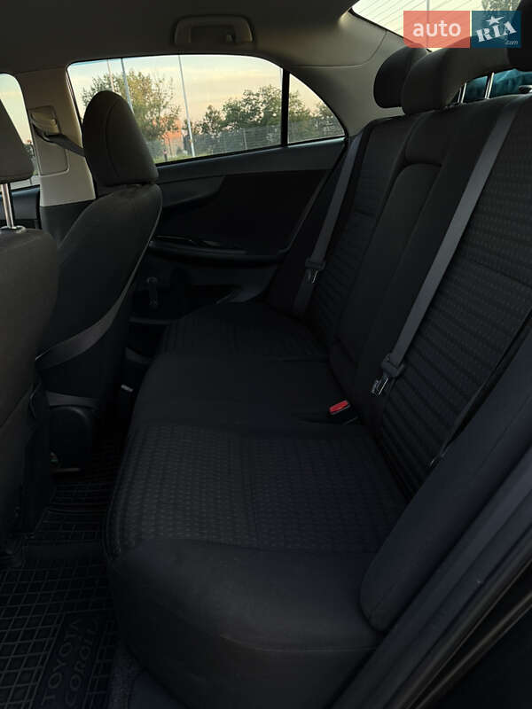 Седан Toyota Corolla 2008 в Харькове