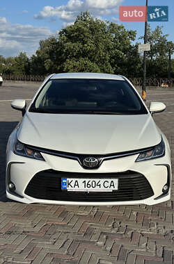 Седан Toyota Corolla 2021 в Харькове