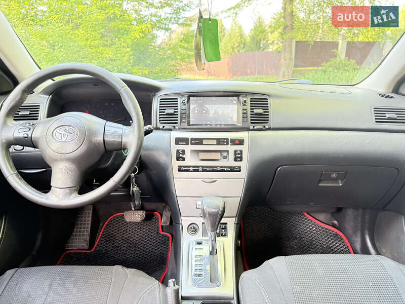 Седан Toyota Corolla 2005 в Запоріжжі