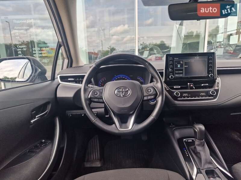 Седан Toyota Corolla 2019 в Рівному