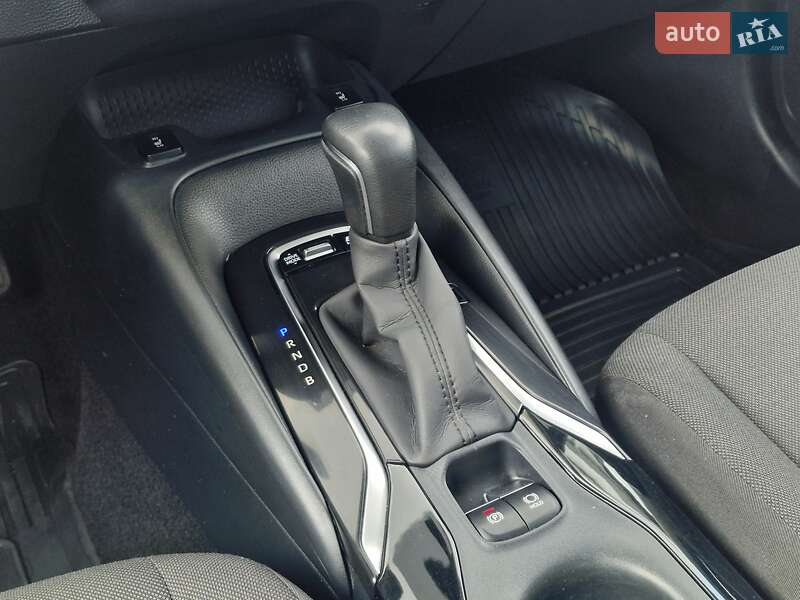 Седан Toyota Corolla 2019 в Рівному