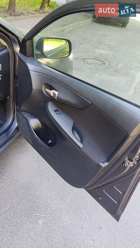 Седан Toyota Corolla 2009 в Львове фото 20 Седан Toyota Corolla 2009 в Львове