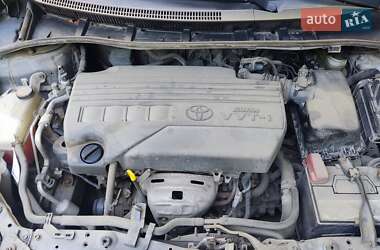 Седан Toyota Corolla 2009 в 