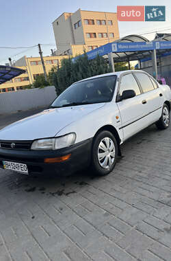 Седан Toyota Corolla 1993 в Черноморске
