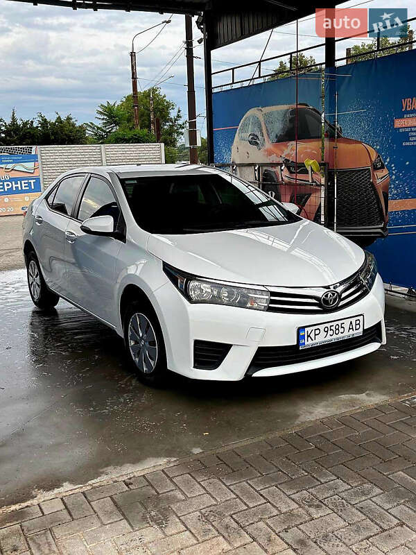 Toyota Corolla 2014