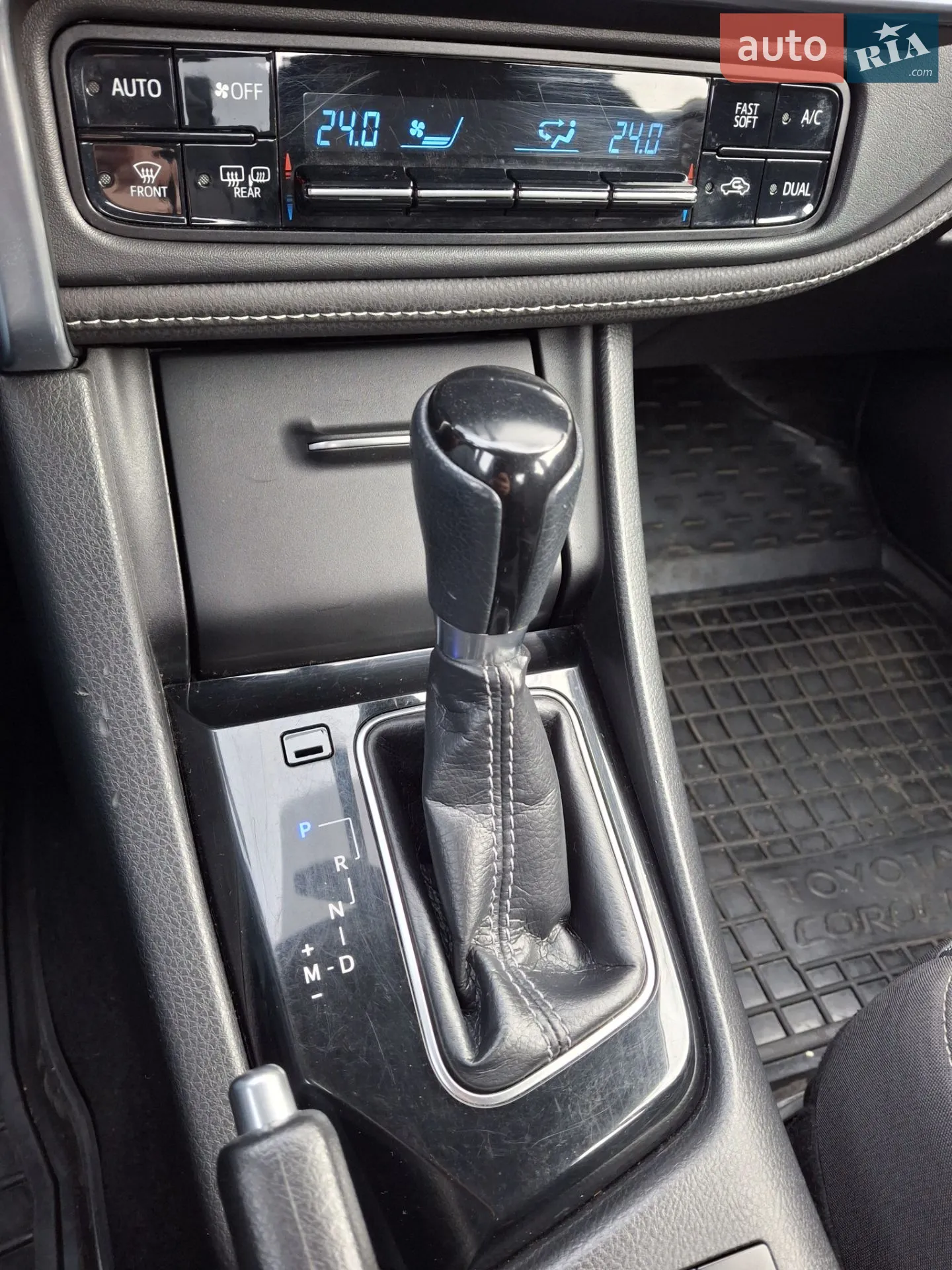 2016 Toyota Corolla - мініатюра 27