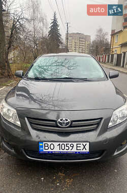 Седан Toyota Corolla 2008 в Тернополе