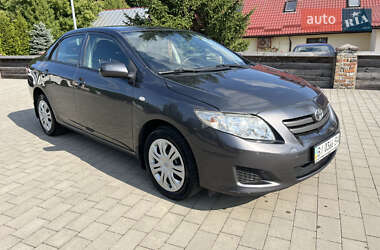 Седан Toyota Corolla 2008 в Бродах