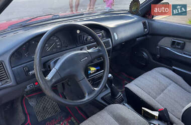 Хэтчбек Toyota Corolla 1990 в 