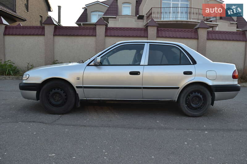 Седан Toyota Corolla 2000 в Одессе фото 4 Седан Toyota Corolla 2000 в Одессе