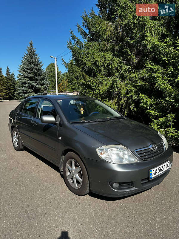 Седан Toyota Corolla 2006 в Киеве