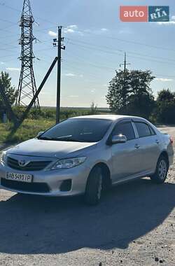 Седан Toyota Corolla 2010 в Тиврову