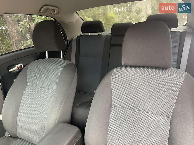 Седан Toyota Corolla 2007 в Киеве