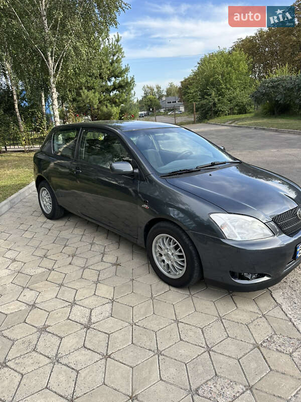 Хэтчбек Toyota Corolla 2002 в Кременчуге