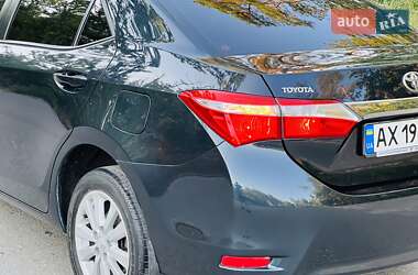 Седан Toyota Corolla 2016 в 