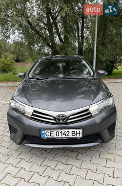 Седан Toyota Corolla 2015 в Хмельницком