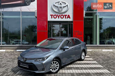 Седан Toyota Corolla 2022 в Запоріжжі