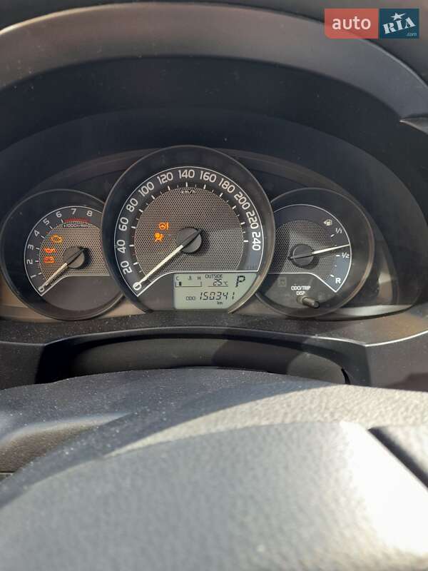 Седан Toyota Corolla 2016 в Днепре