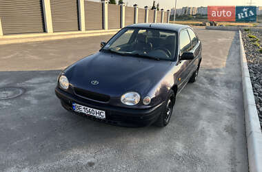 Хетчбек Toyota Corolla 1999 в Миколаєві