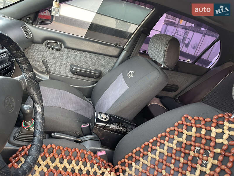 Седан Toyota Corolla 1995 в Тернополе фото 8 Седан Toyota Corolla 1995 в Тернополе