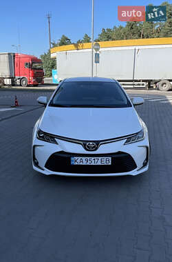 Седан Toyota Corolla 2021 в Києві