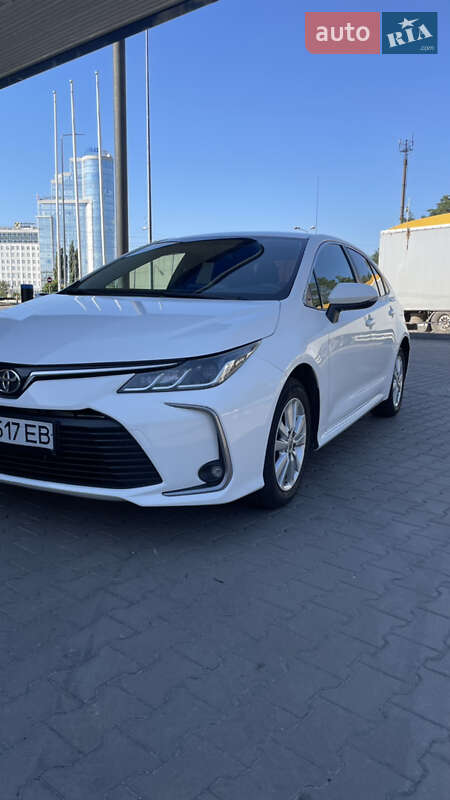 Седан Toyota Corolla 2021 в Киеве фото 11 Седан Toyota Corolla 2021 в Киеве