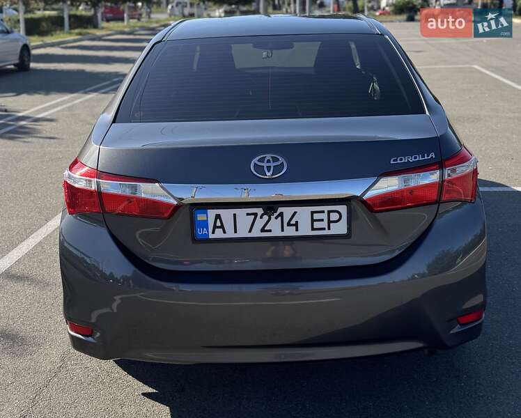 Седан Toyota Corolla 2017 в Буче