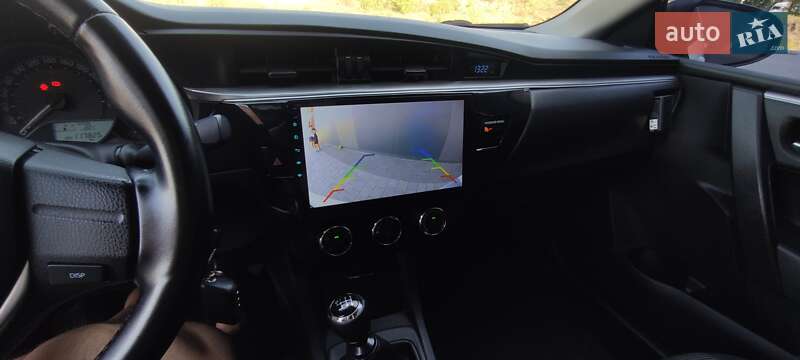 Седан Toyota Corolla 2016 в Хмельницком