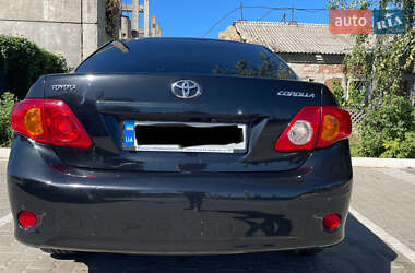 Седан Toyota Corolla 2007 в  фото 14 Седан Toyota Corolla 2007 в