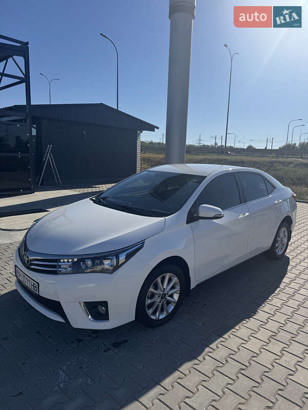 Седан Toyota Corolla 2016 в Одессе