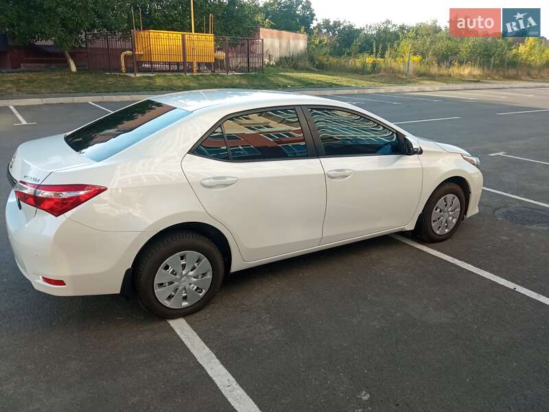 Седан Toyota Corolla 2014 в Умани фото 3 Седан Toyota Corolla 2014 в Умани