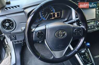 Универсал Toyota Corolla 2015 в 