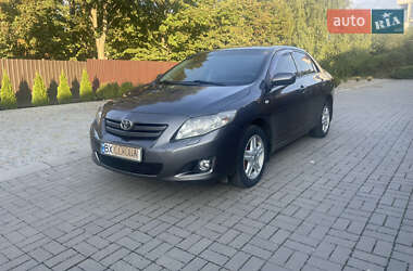 Седан Toyota Corolla 2007 в Хмельницком