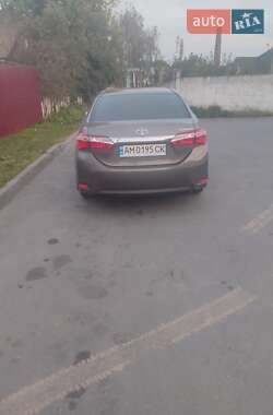 Седан Toyota Corolla 2018 в 