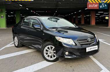 Седан Toyota Corolla 2008 в Киеве