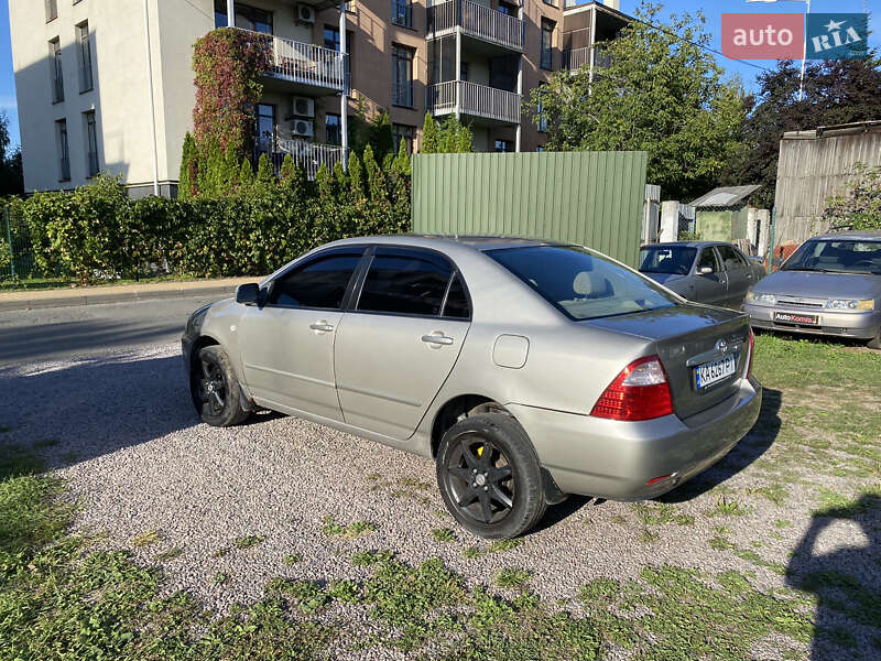 Седан Toyota Corolla 2006 в Киеве