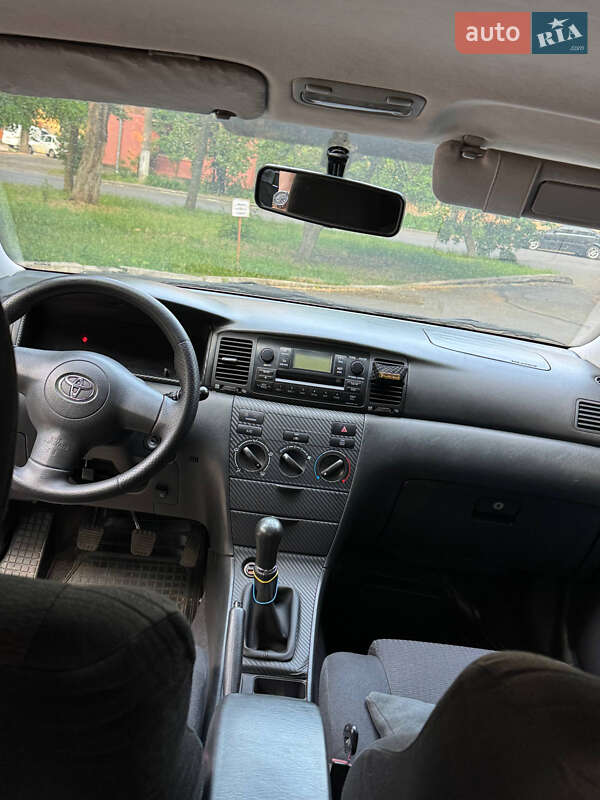 Седан Toyota Corolla 2005 в Одесі